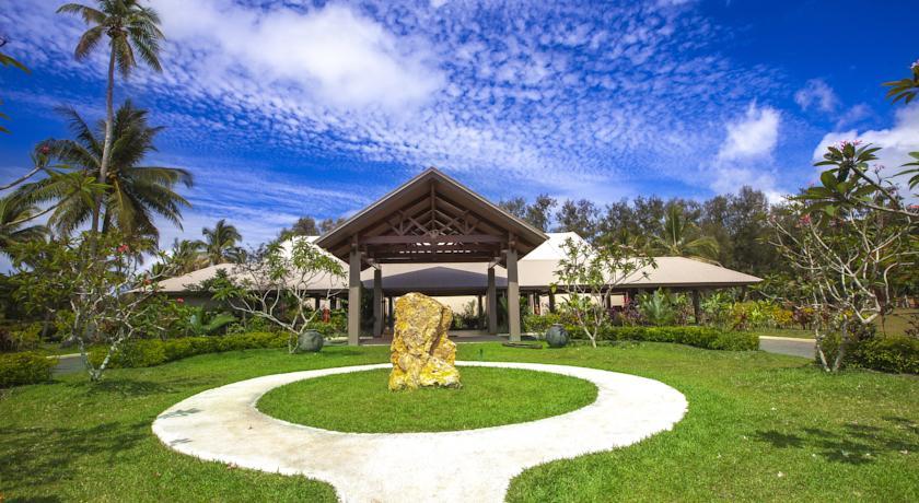 Отель The Warwick Fiji Королеву Экстерьер фото The resort's lobby