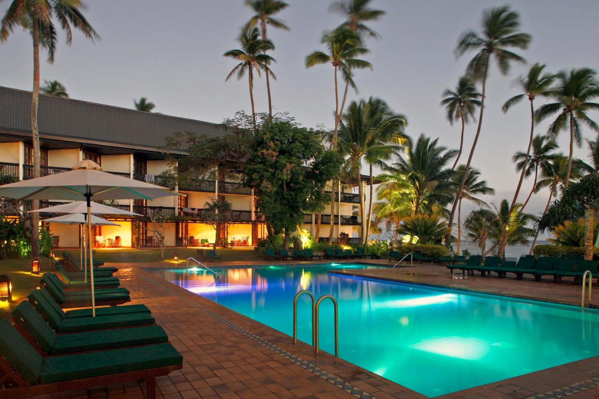 Отель The Warwick Fiji Королеву Экстерьер фото The pool at the Royal Kona Resort