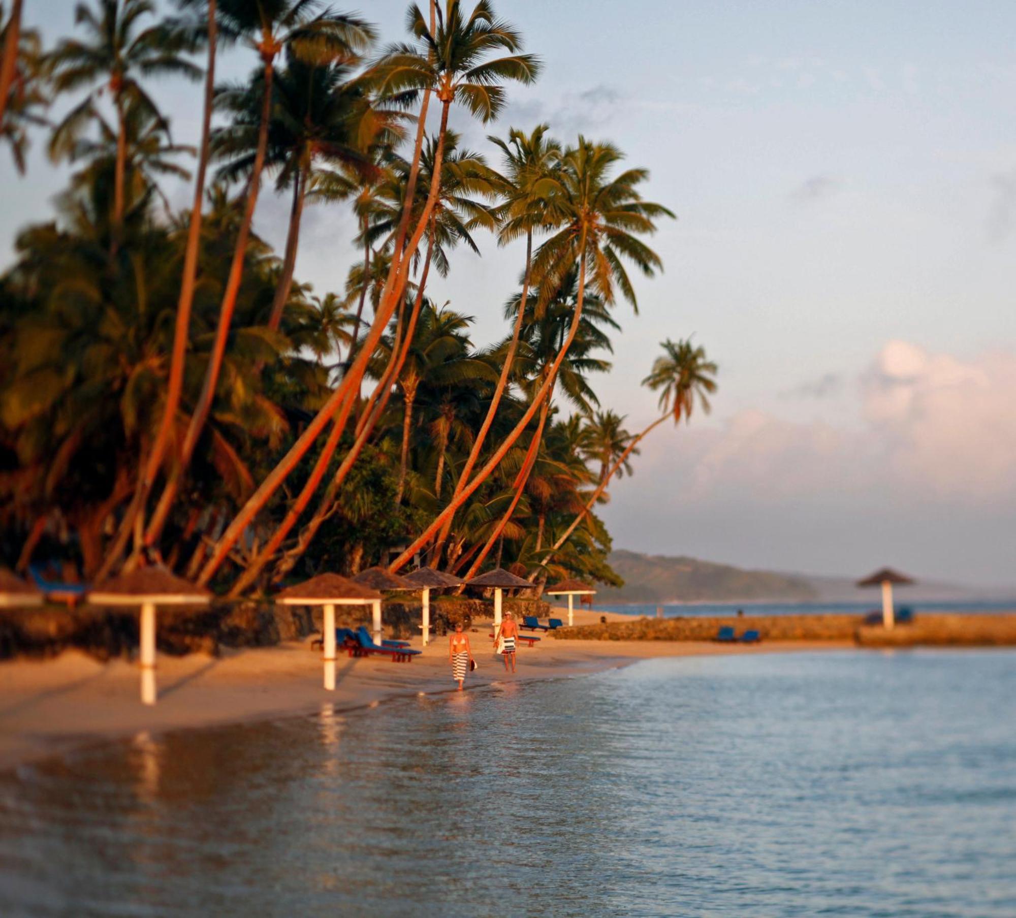 Отель The Warwick Fiji Королеву Экстерьер фото Beach at the resort